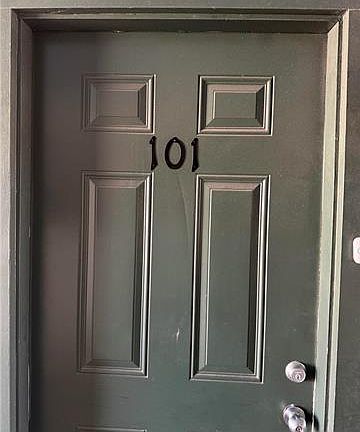 2nd image of 3701 Houma Blvd Suite 101