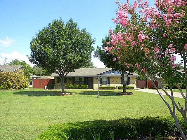 1st image of 208 N Meadowview Dr