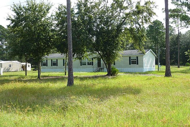 1st image of 130 Cypress Dr