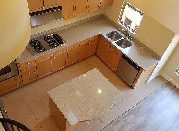 4th image of 201 E Angeleno Ave Unit 201
