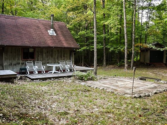 3rd image of 4007 Lone Pine Dr