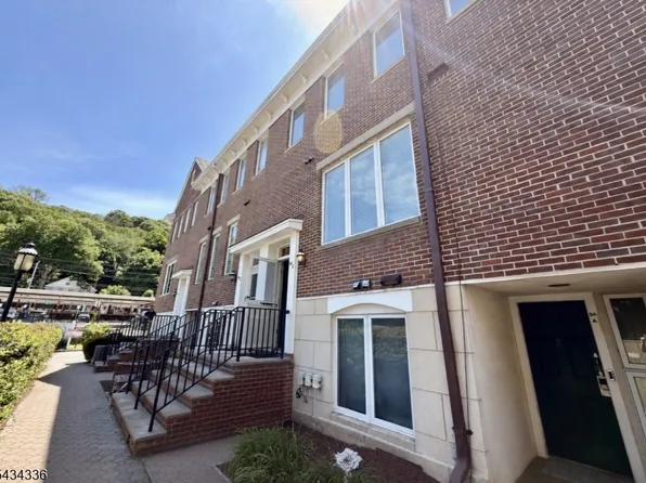 54 C E Blackwell St BLDG 54 #C, Dover Town, NJ 07801