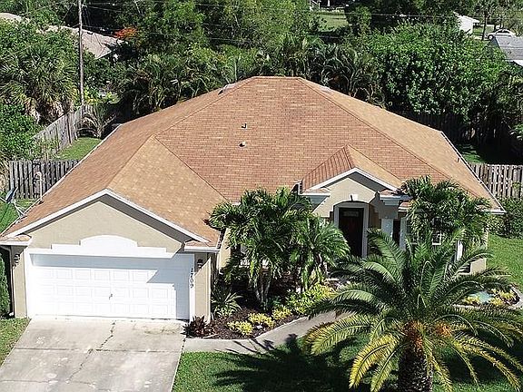 3rd image of 1709 SE North Buttonwood Dr