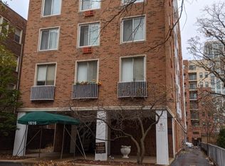 1616 Hinman Ave #1, Evanston, IL 60201