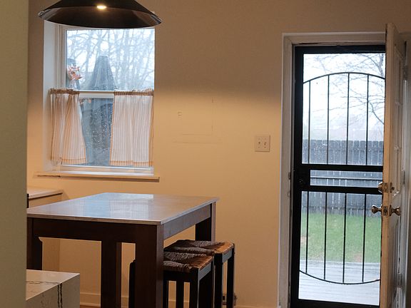 5th image of 1810 Idlewood Ave