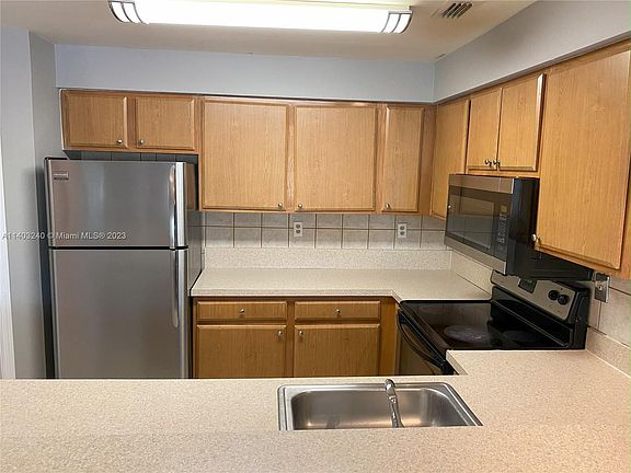 5th image of 2445 SW 18th Ter APT 617