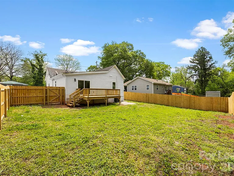 2942 Reid Ave — Photo 24