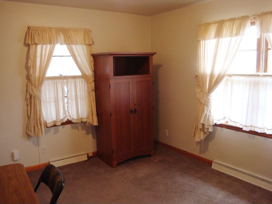 2nd image of 1303 Lodge Ave