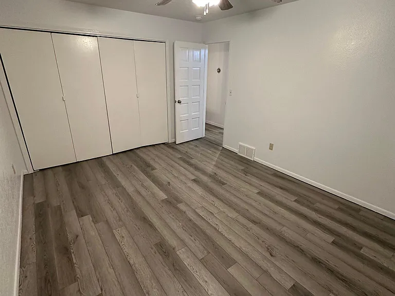 2100 Colony Loop — Photo 12
