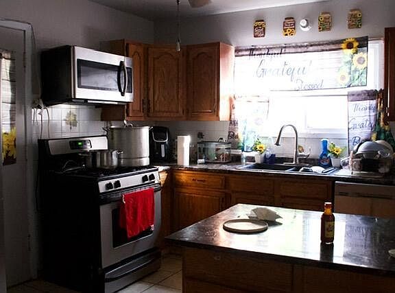4th image of 2206 S 5th PLACE