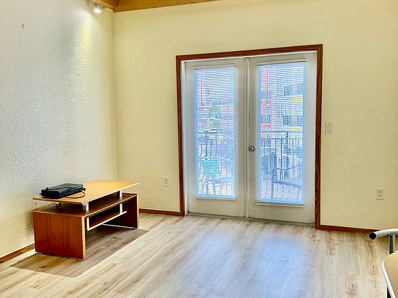 5th image of 101 Palm Harbor Pkwy #328-B