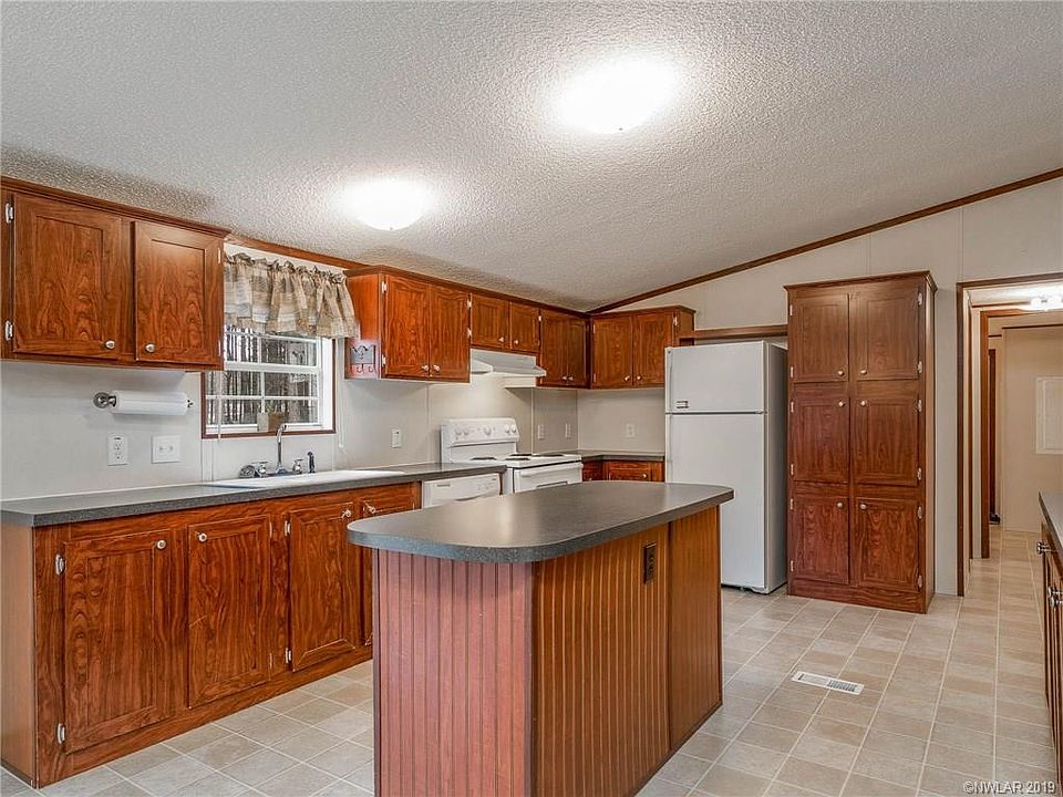 1873 Highway 162, Benton, LA 71006 Zillow