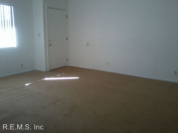 5th image of 13001 Florwood Ave APT B