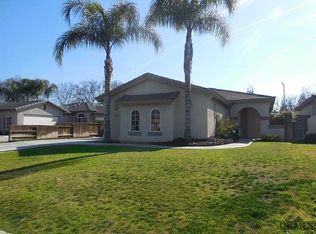 9713 Bossa Nova Ct, Bakersfield, CA 93312