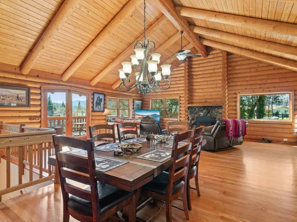 151 Kubli Rd, Grants Pass, OR 97527