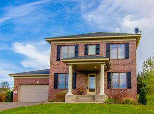 12 Fieldstone Bay, Hudson, WI 54016