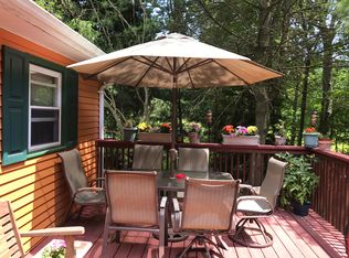 3116 Woodland Ct, Bushkill, PA 18324