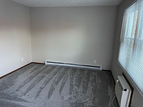 4th image of 1772 Normandy Dr APT 207