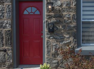 251 Kalos St, Philadelphia, PA 19128