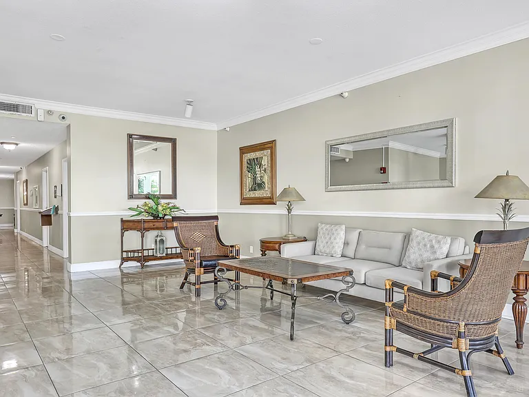 125 Ocean Ave #505 — Photo 26