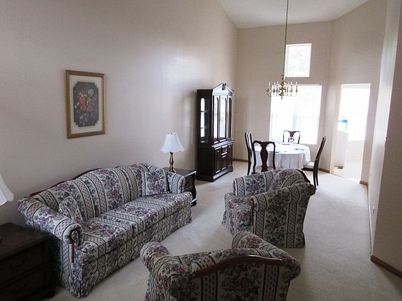 5th image of 16413 Francis Ct