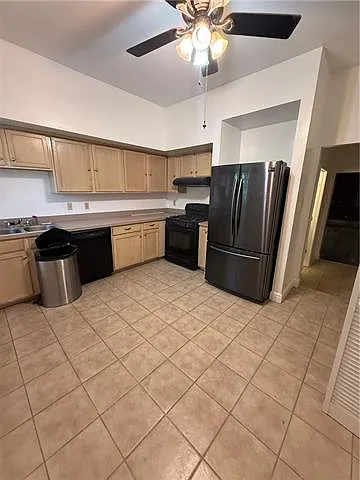 1021 Henriette Delille St — Photo 6