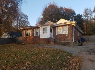 1116 Frost Ln, Peekskill, NY 10566