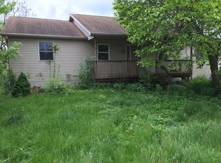 407 W Washington St, Utica, IL 61373