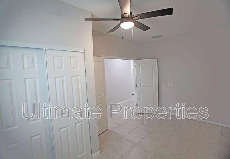 18182 W Poston Dr — Photo 15