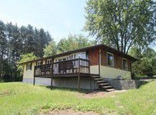 W6173 Bluffview Dr, Montello, WI 53949