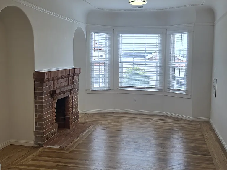 1108 Taraval St — Photo 3