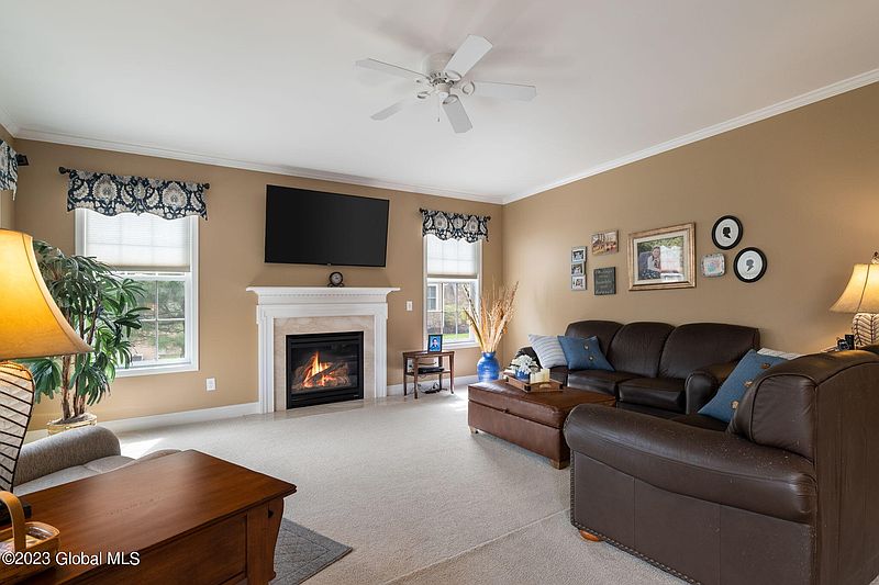 5th image of 17 Farmview Lane