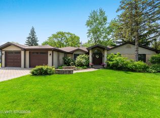 10931 Jann Ct, La Grange, IL 60525