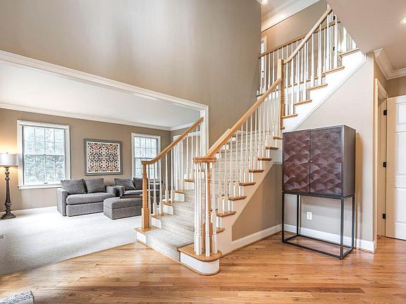 3rd image of 7070 Rob Roy Dr