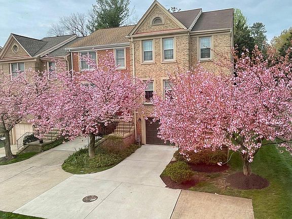 2nd image of 404 Council Dr NE