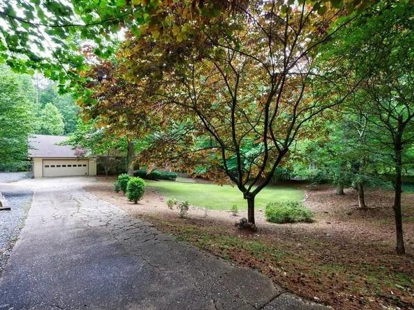 10565 Shallowford Rd, Roswell, GA 30075