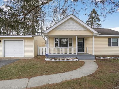 40220 Harris Rd, Belleville, MI, 48111