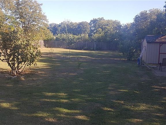 4th image of 2814 Palo Alto Dr