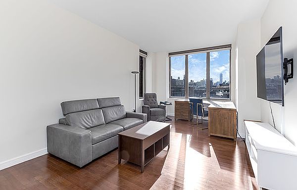 1st image of 101 W 24th St APT 9C