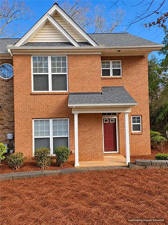 3 bed, 2.5 bath, $1,800 — Photo 2