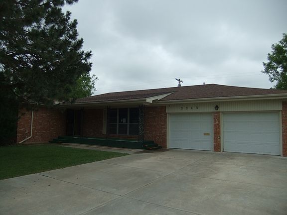 2nd image of 2313 Mary Ellen St