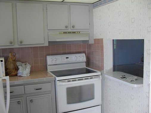 3rd image of 3071 E Sunrise Lakes Drive #308