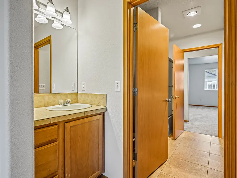 5603 SE 119th Ave — Photo 16