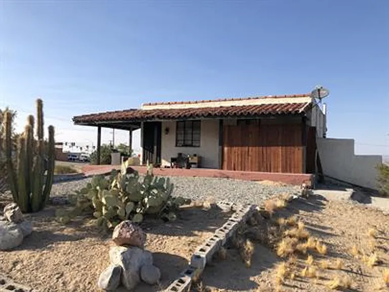 73752 Crestview Dr — Photo 2
