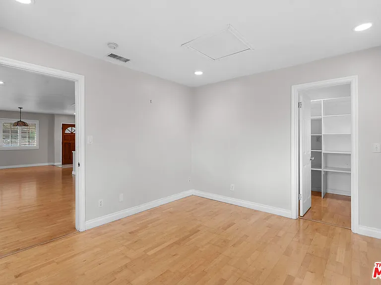 9631 Crystal View Dr — Photo 15