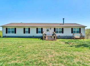 300 Stewart St, Goodview, VA 24095