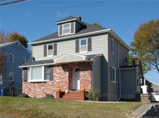 8 Girard St, Norwalk, CT 06850