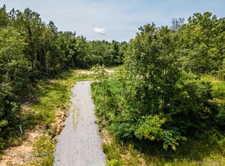 230 Merrill Ln, Deatsville, AL 36022