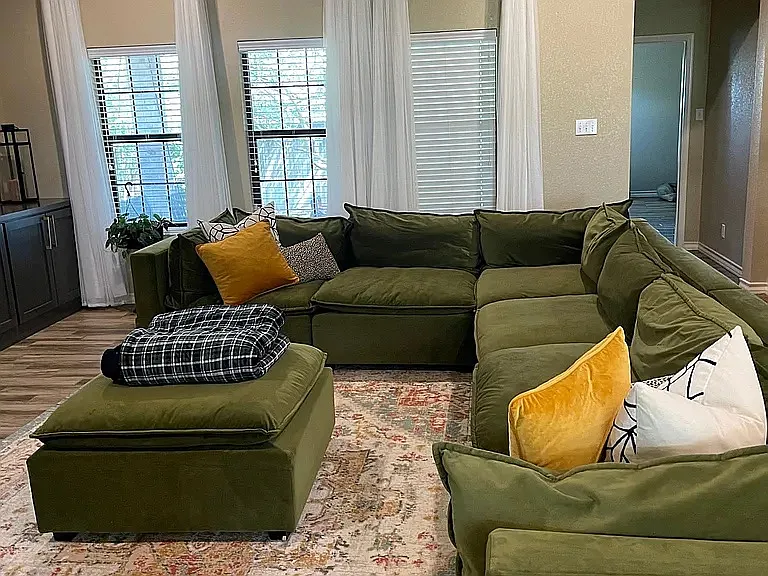3 bed, 2005 sqft, $2,800 — Photo 4