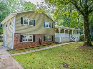 6646 Dearborn Dr, Acworth, GA 30102